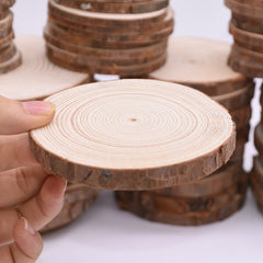 3–12 cm dicke runde Scheiben aus natürlichem Kiefernholz